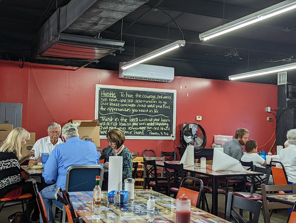 Strouds Diner | restaurant | 558 AR-365, Mayflower, AR 72106, USA | 5014709828 OR +1 501-470-9828