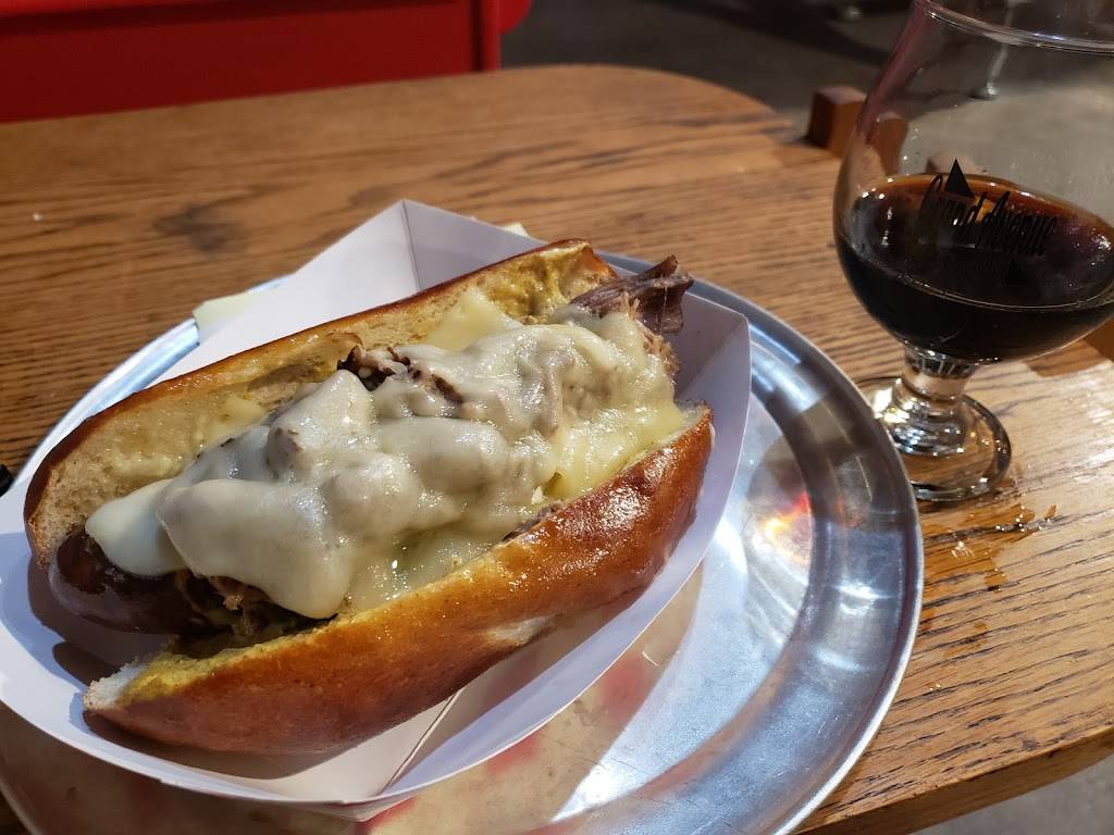 Grand Avenue Brewing Company | restaurant | 1205 W Pierce St, Phoenix, AZ 85007, USA | 6026705465 OR +1 602-670-5465