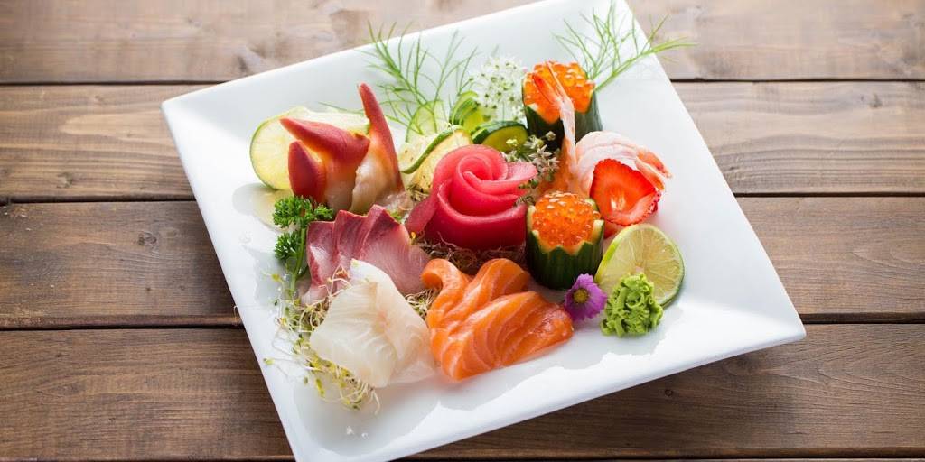 MHK Sushi | restaurant | 283 Richmond Rd, Ottawa, ON K1Z 6X4, Canada | 6137980800 OR +1 613-798-0800