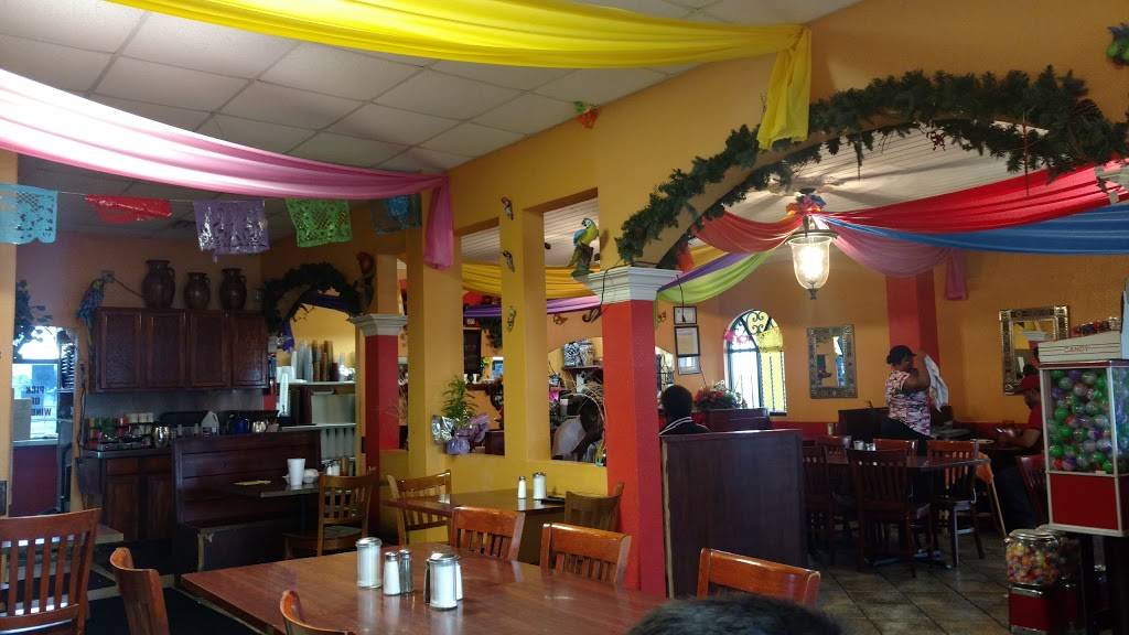 El Sabrosito Mexican Restaurant | restaurant | 9141 Farm to Market 1516, Converse, TX 78109, USA | 2105660222 OR +1 210-566-0222