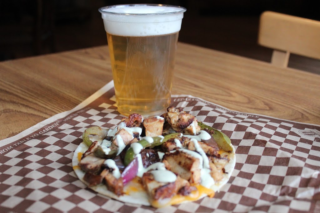White Pass Taqueria + Taproom | restaurant | 13807 US-12, Packwood, WA 98361, USA | 3604927137 OR +1 360-492-7137