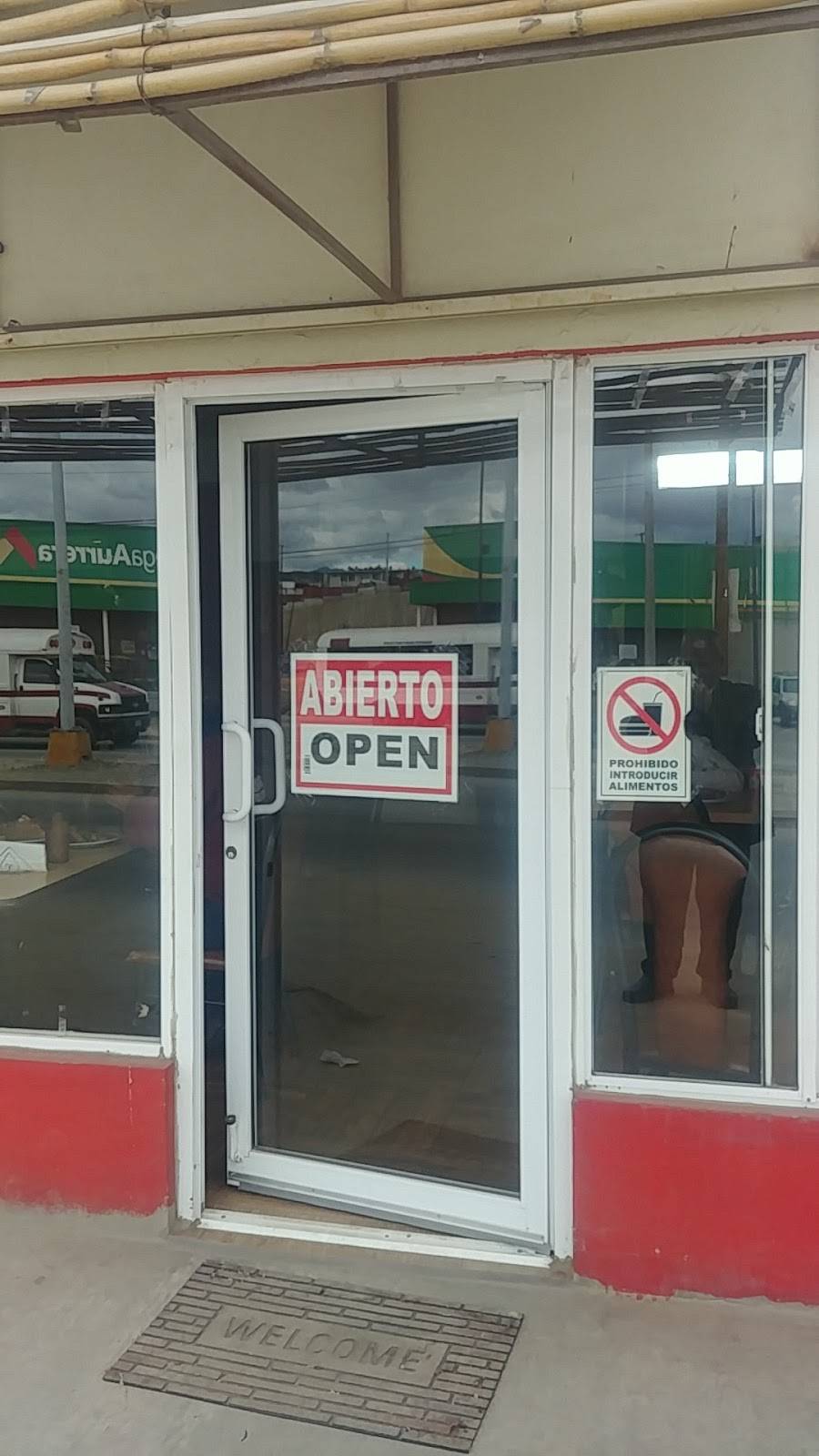 Rosticeria Sinaloa | restaurant | Arcoiris, 22810 Ensenada, B.C., Mexico | 016461018726 OR +52 646 101 8726