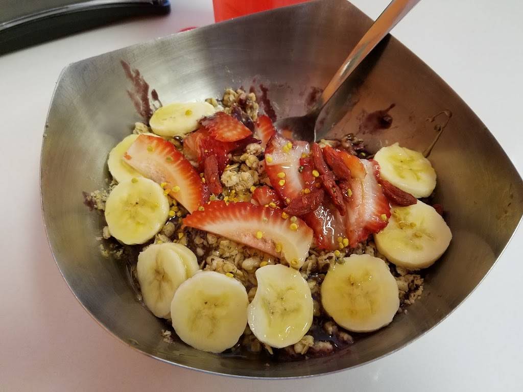 Yats Traders Point | restaurant | 5650 W 86th St Suite 132, Indianapolis, IN 46278, USA | 3178799287 OR +1 317-879-9287