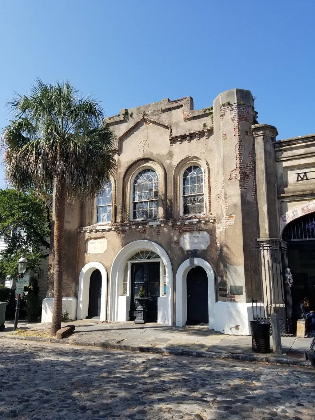 Undiscovered Charleston | restaurant | 40 Archdale St, Charleston, SC 29401, USA | 6158150541 OR +1 615-815-0541