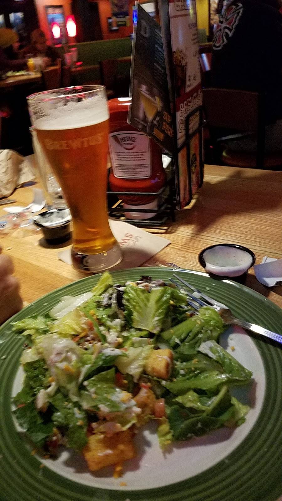 Applebees Grill + Bar | restaurant | 13006 NE Hwy 99, Vancouver, WA 98686, USA | 3605748004 OR +1 360-574-8004