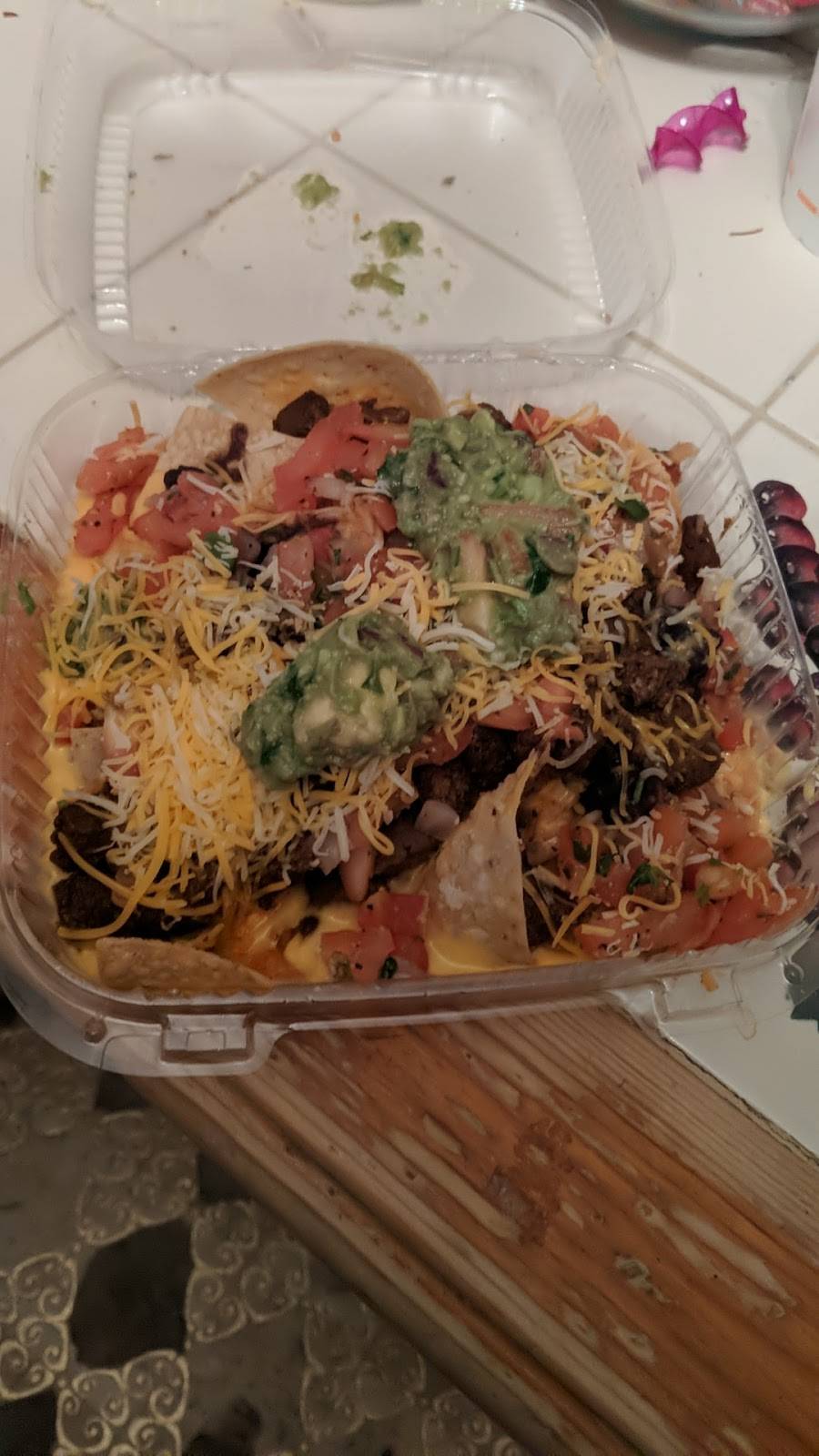 cj burrito | restaurant | 90 Jericho Turnpike, Mineola, NY 11501, USA | 5162439415 OR +1 516-243-9415