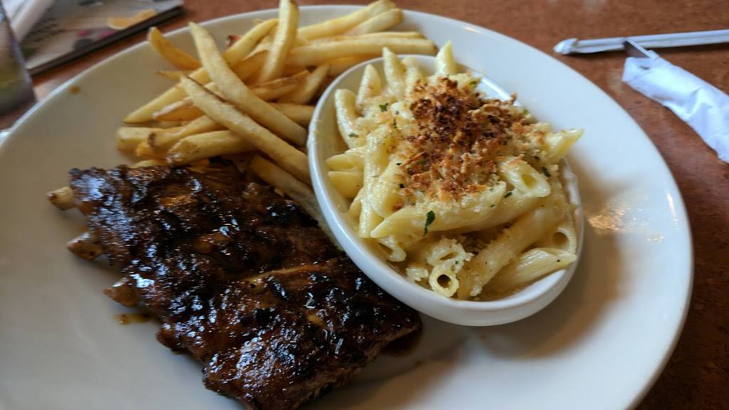 TGI Fridays | restaurant | 7910 Kew Ave, Rancho Cucamonga, CA 91739, USA | 9094630092 OR +1 909-463-0092