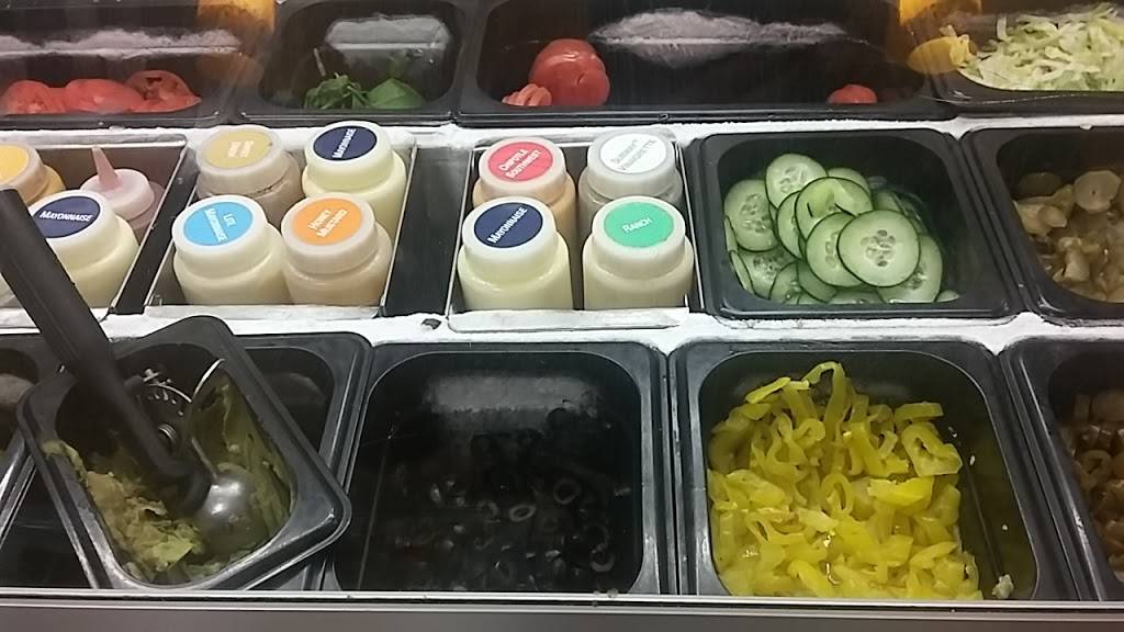 Subway Restaurants | restaurant | 6105 W Hollywood Blvd, Hollywood, FL 33024, USA | 9549661117 OR +1 954-966-1117