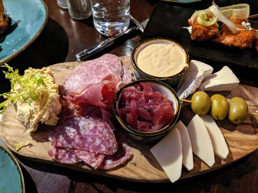 Phillips Seafood & Steak | restaurant | 1460 P St NW, Washington, DC 20005, USA | 2029192200 OR +1 202-919-2200