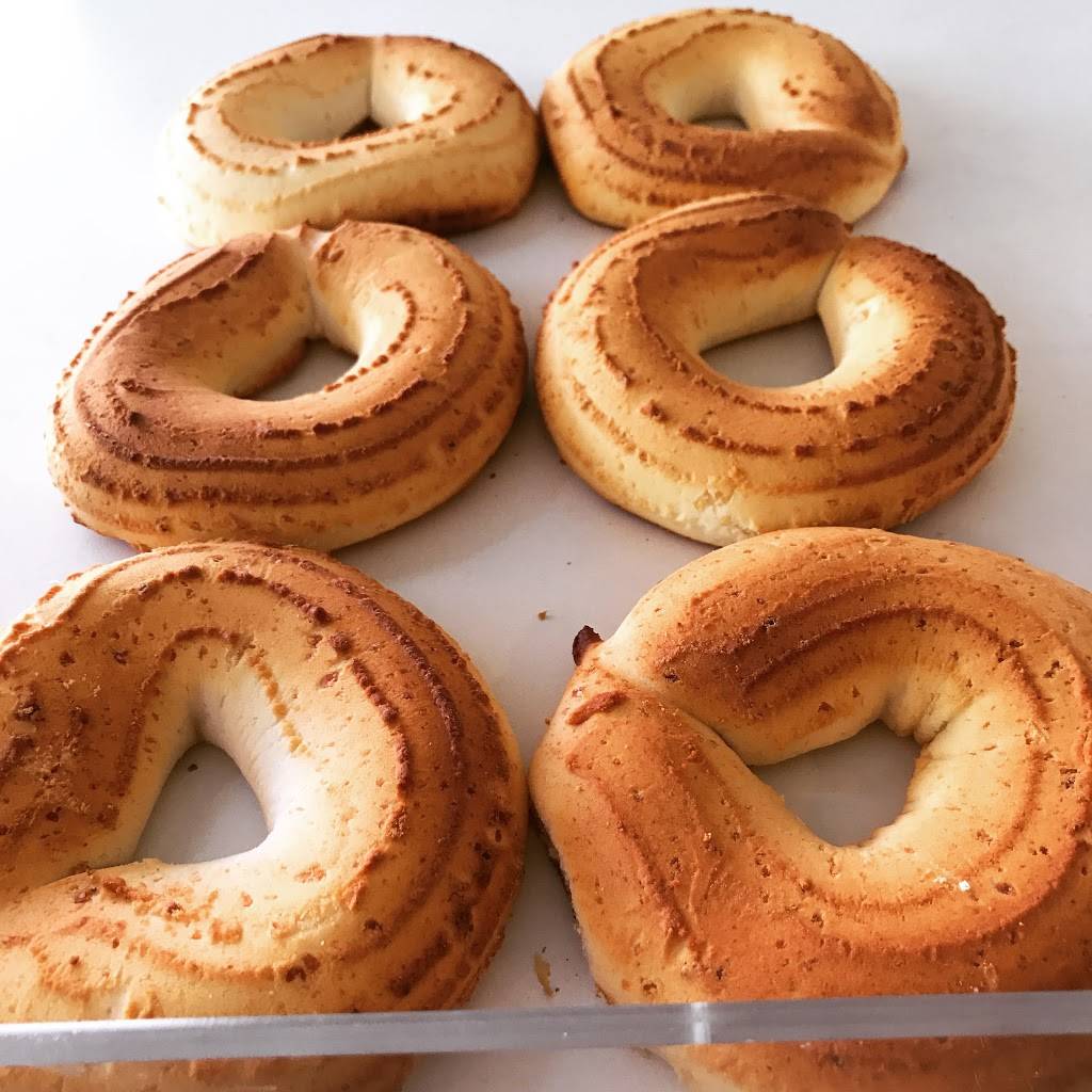 Arenas Market | cafe | 1 Ashwood Ave, Summit, NJ 07901, USA | 9085981999 OR +1 908-598-1999