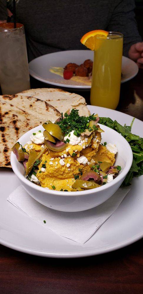 City Bar & Grille | restaurant | 395 Chandler St, Worcester, MA 01602, USA | 5087524222 OR +1 508-752-4222