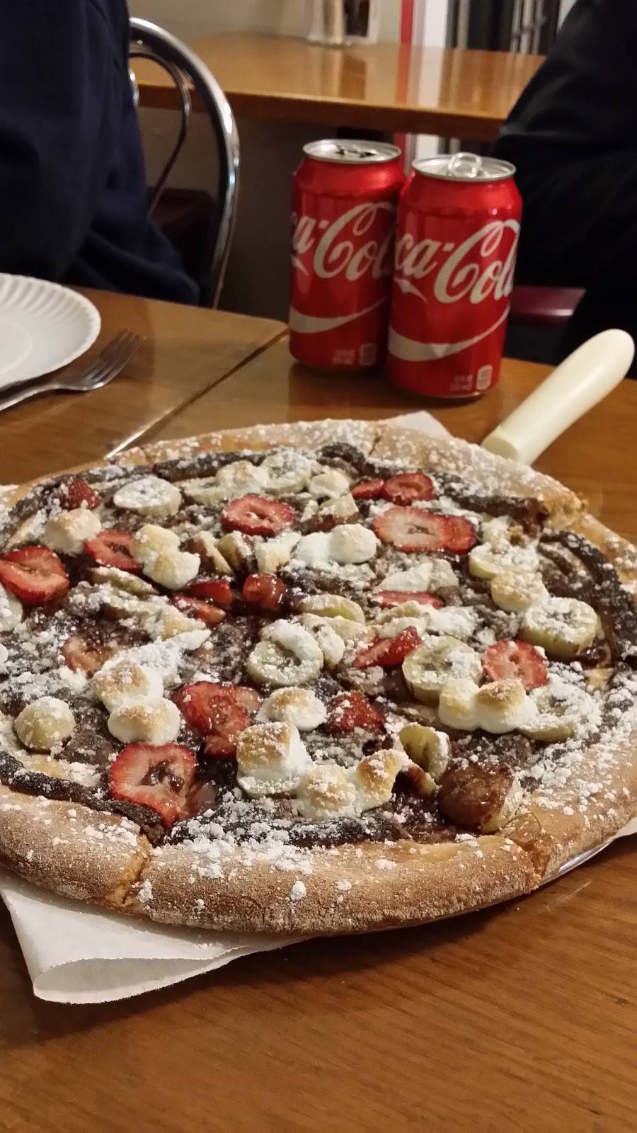 Pizzeria Artistica | meal takeaway | 1019 Farmington Ave, Farmington, CT 06032, USA | 8606774341 OR +1 860-677-4341