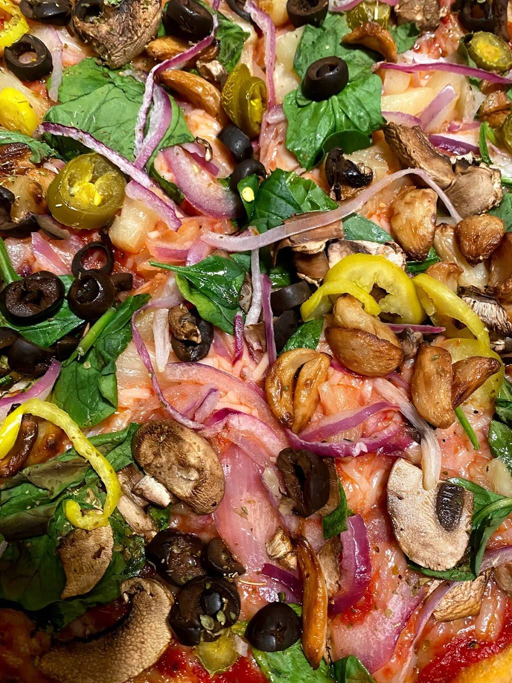 Blaze Pizza | meal takeaway | 28674 Telegraph Rd, Southfield, MI 48034, USA | 9472827313 OR +1 947-282-7313