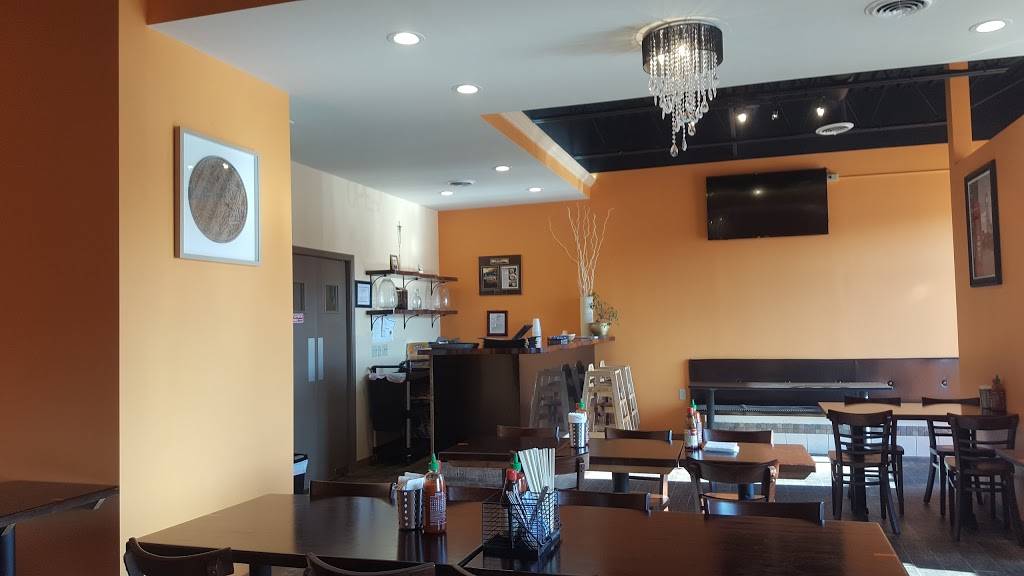 PHO HUNG VIETNAMESE CUISINE | restaurant | 20 Commerce Dr, Westover, WV 26501, USA | 3042925622 OR +1 304-292-5622