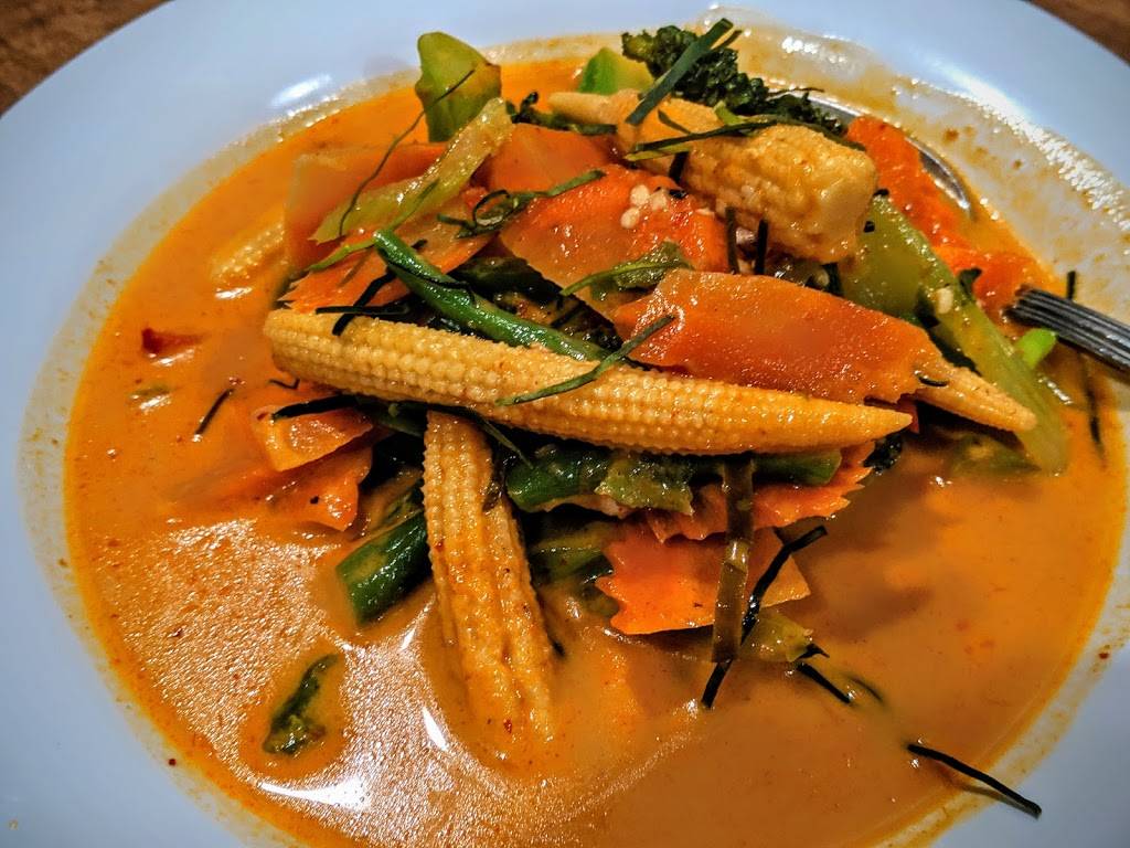 Muay Thai Kitchen | restaurant | 740 Nordahl Rd Ste 118, San Marcos, CA 92069, USA | 7609753232 OR +1 760-975-3232