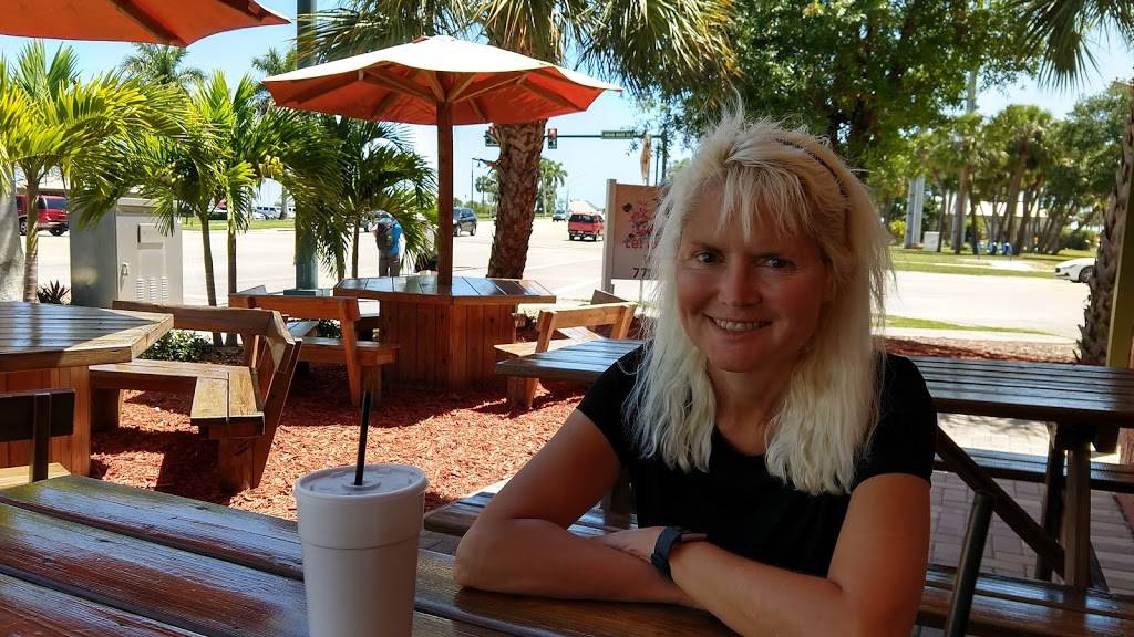 Tillmans Famous B.B.Q. | restaurant | 101 Seaway Dr, Fort Pierce, FL 34950, USA | 7725776350 OR +1 772-577-6350