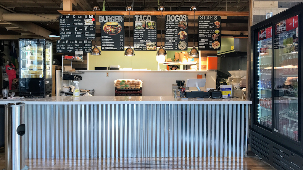 Hamburguesas El Gordo #4 | restaurant | 927 Payne Ave, St Paul, MN 55130, USA | 6513482484 OR +1 651-348-2484