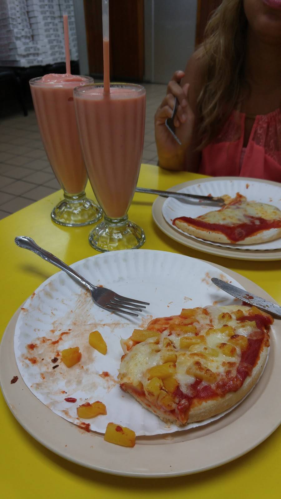 Reys Pizza | meal delivery | 296 SW 107th Ave, Miami, FL 33174, USA | 3052259393 OR +1 305-225-9393