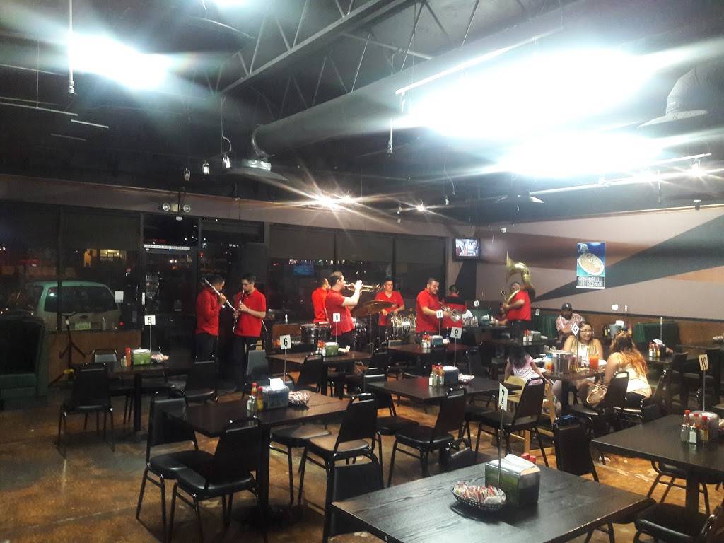 Mariscos El Chapo | restaurant | 2055 E Highland Ave, San Bernardino, CA 92404, USA | 9098630169 OR +1 909-863-0169