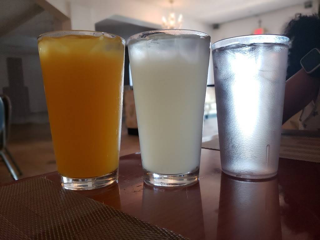 Randys Restaurant & Lounge | night club | 13420 NW 7th Ave, Miami, FL 33168, USA | 3056879630 OR +1 305-687-9630