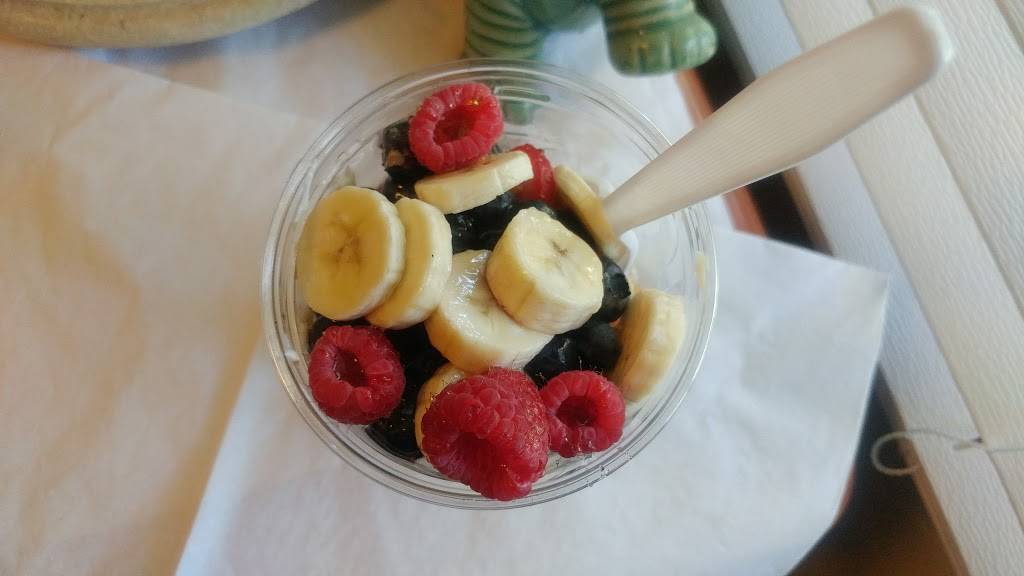 Queen Street Grocery | cafe | 133 Queen St, Charleston, SC 29401, USA | 8437234121 OR +1 843-723-4121