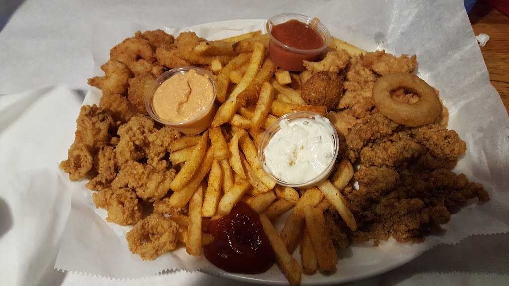 Red Crawfish Seafood & Wings | restaurant | 1820 N Brown Rd, Lawrenceville, GA 30043, USA | 6788470388 OR +1 678-847-0388