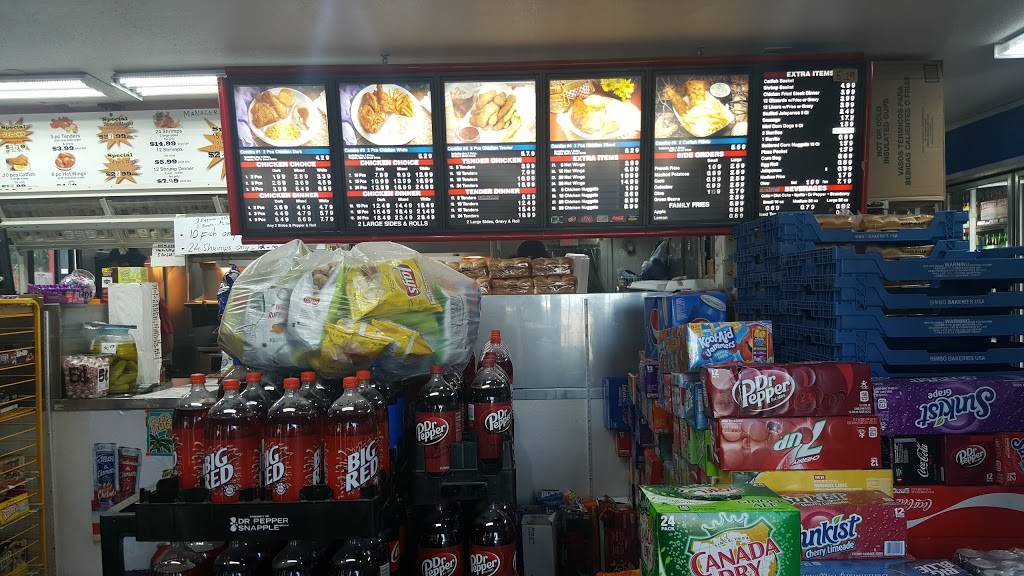 Lisas Chicken | restaurant | 3770 Hemphill St #5260, Fort Worth, TX 76110, USA | 8174209933 OR +1 817-420-9933