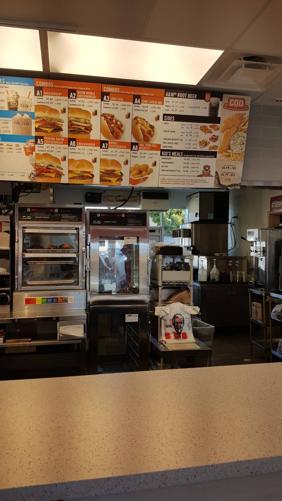 KFC | restaurant | 10050 16th Ave SW, Seattle, WA 98146, USA | 2067628793 OR +1 206-762-8793