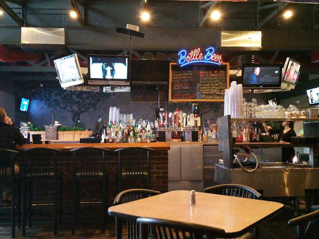 Frankie Vs Pizzeria | restaurant | 1420 28th St SW, Wyoming, MI 49509, USA | 6165328998 OR +1 616-532-8998