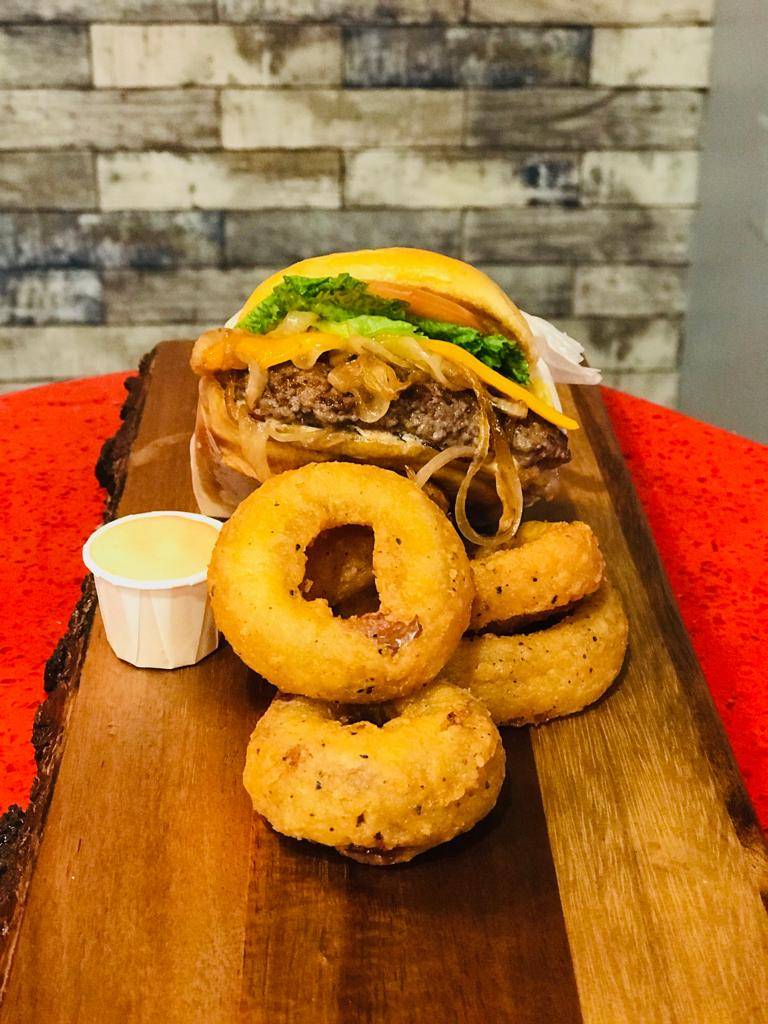 Halalbees | restaurant | 182-26 Hillside Avenue, Jamaica, NY 11432, USA | 7185590111 OR +1 718-559-0111