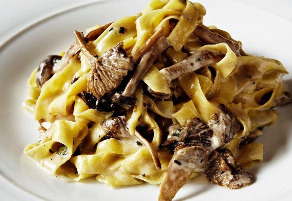 Roosters Wood-fired Kitchen - Southpark | restaurant | 6601 Morrison Blvd, Charlotte, NC 28211, USA | 7043668688 OR +1 704-366-8688