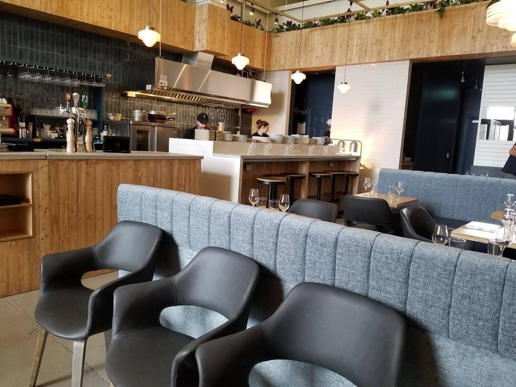 Magnolia | restaurant | 2600 Rue William-Tremblay#120, Montréal, QC H1Y 3J2, Canada | 5145435300 OR +1 514-543-5300