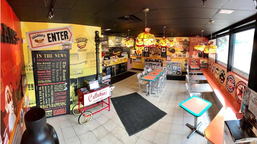Callahans | restaurant | 10 Broad St, Norwood, NJ 07648, USA | 8444683641 OR +1 844-468-3641