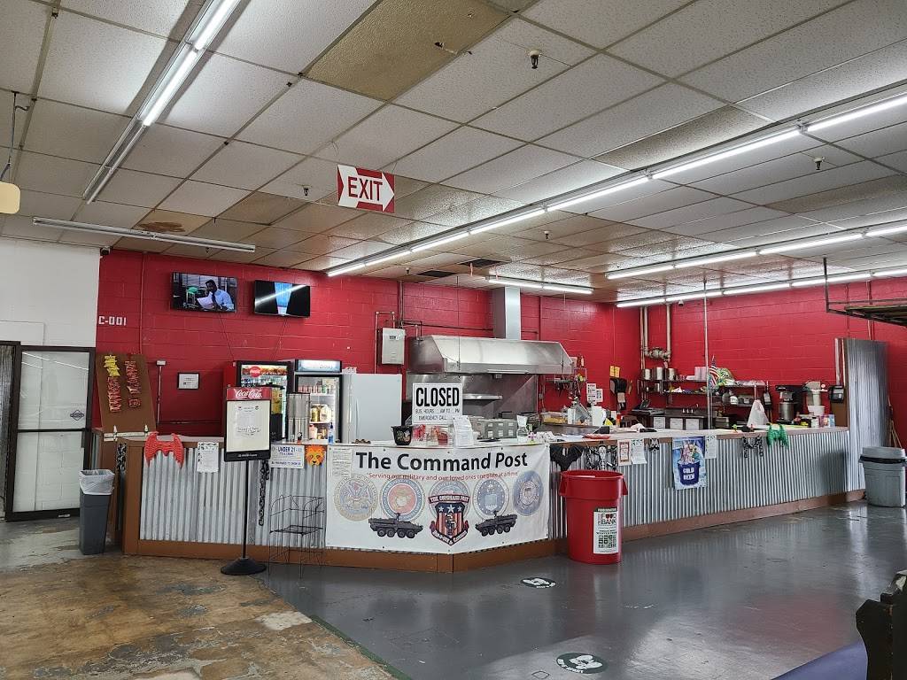 The Command Post BBQ | restaurant | 3903 Eisenhauer Rd, San Antonio, TX 78218, USA | 2102014650 OR +1 210-201-4650