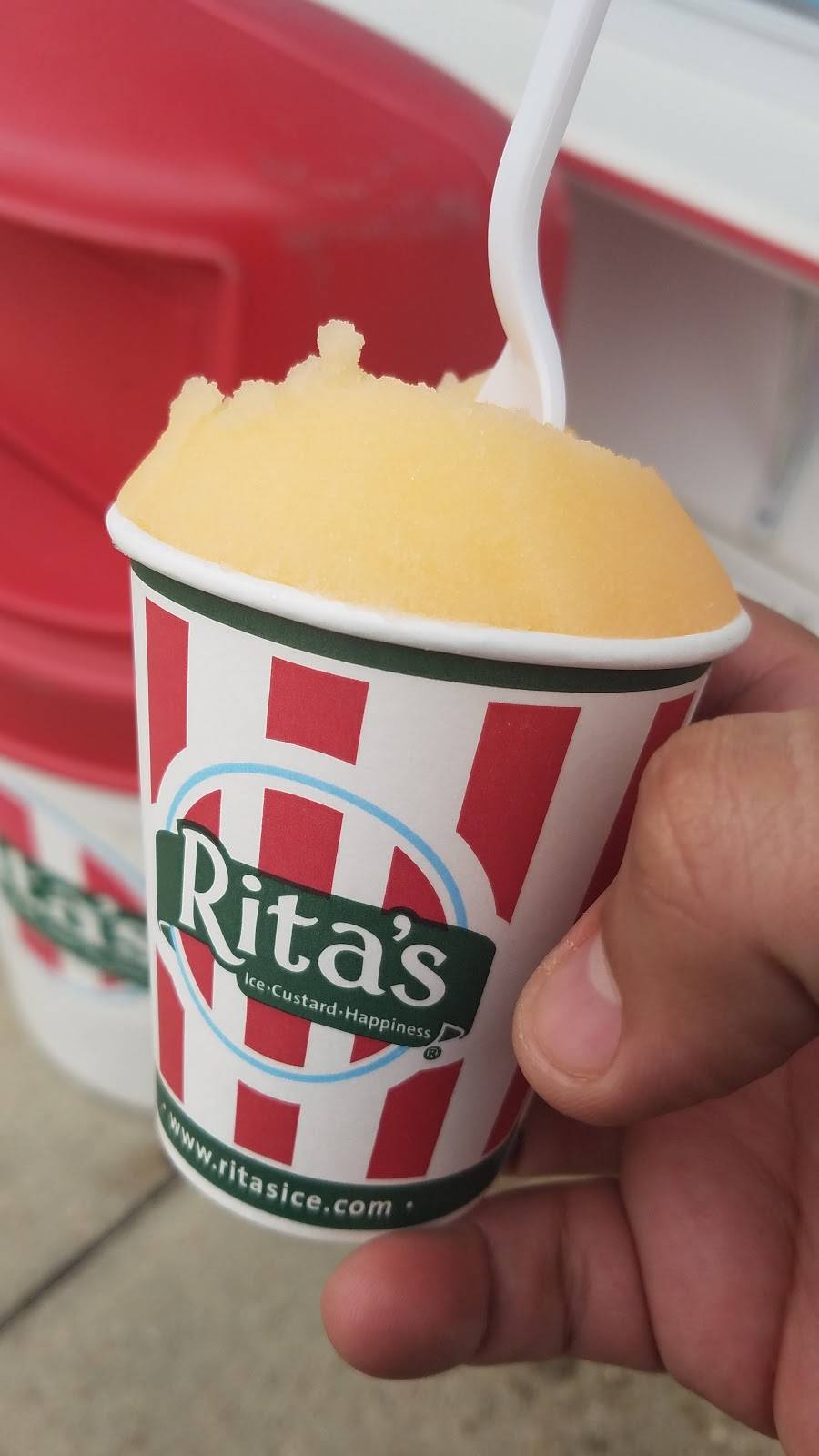 Ritas Italian Ice & Frozen Custard | restaurant | 8900 Baltimore Ave, College Park, MD 20740, USA | 3013455445 OR +1 301-345-5445