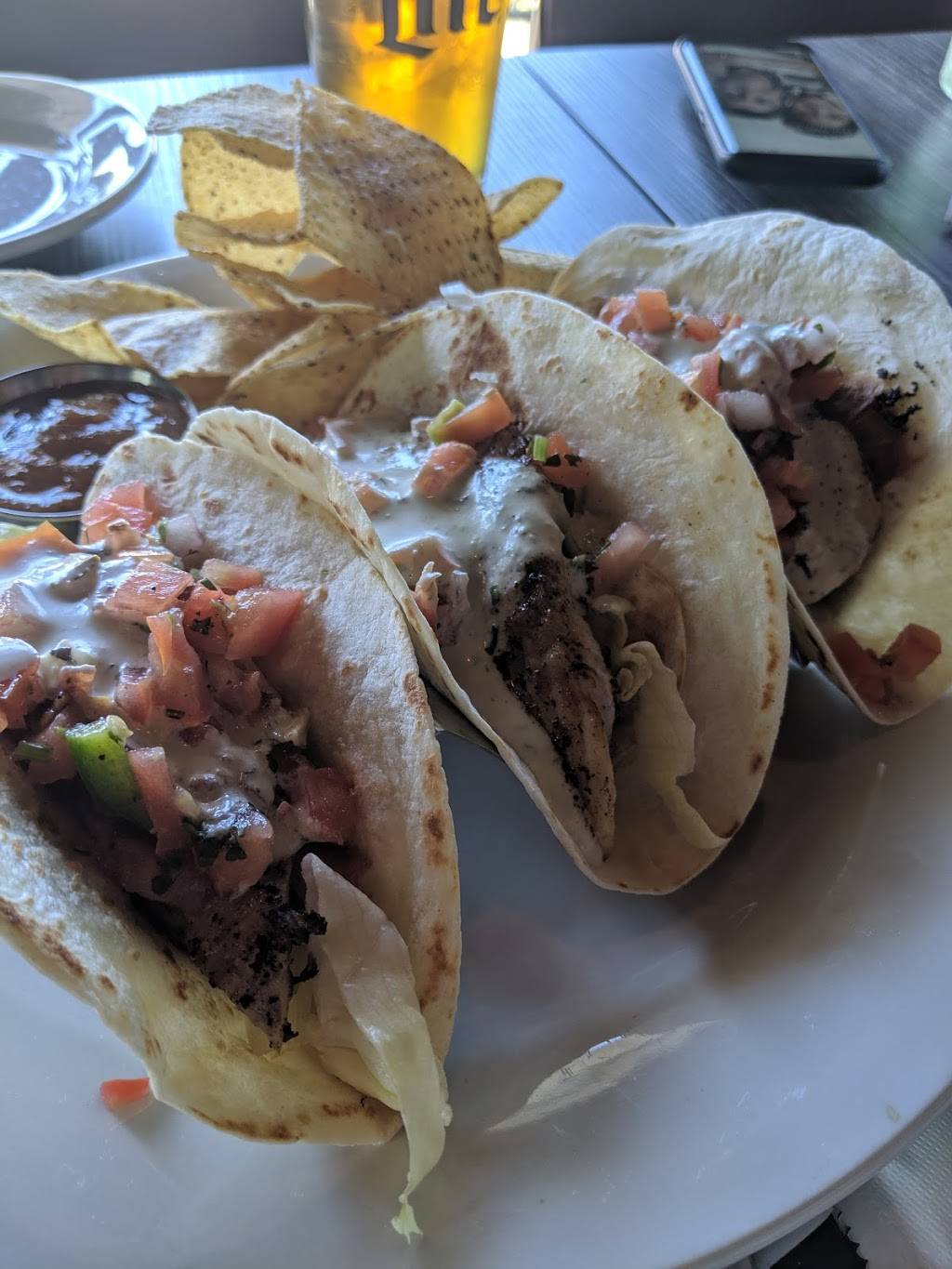 Bartlett Tap | restaurant | 113 W Railroad Ave, Bartlett, IL 60103, USA | 6308556622 OR +1 630-855-6622