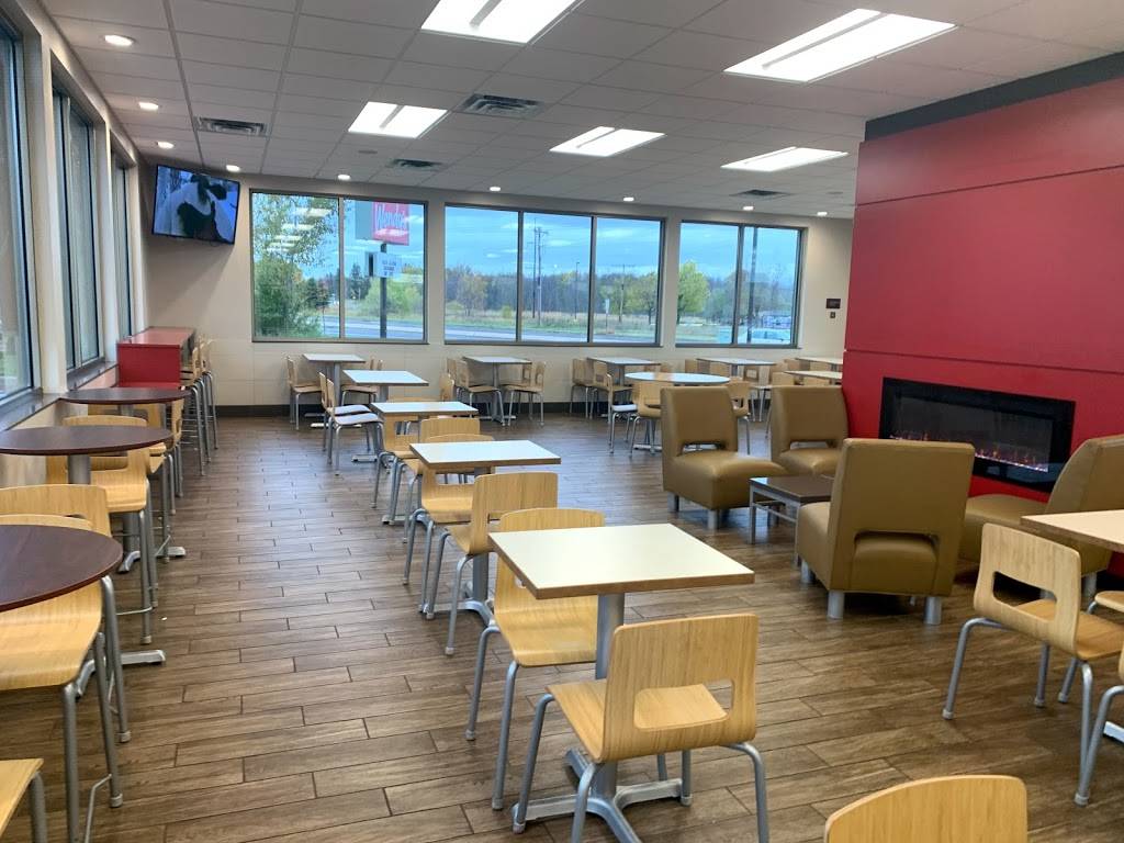 Wendys | restaurant | 22790 Everton Ave N, Forest Lake, MN 55025, USA | 3203352767 OR +1 320-335-2767