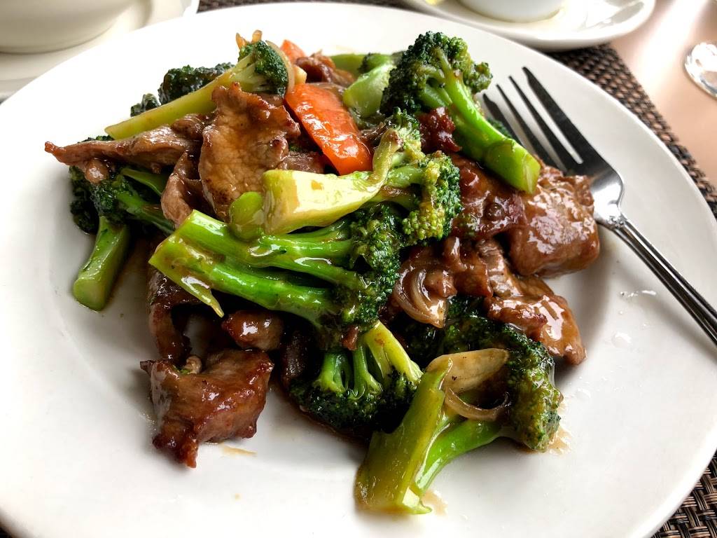 Shine’s Fresh Asian | restaurant | 2519, 30 Leonard St, Belmont, MA 02478, USA | 6174896333 OR +1 617-489-6333