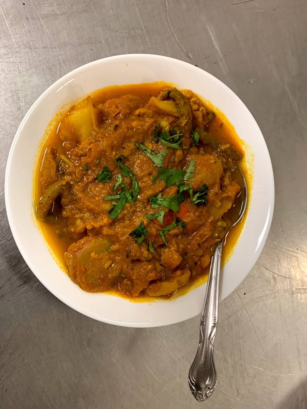 Razia Indian Restaurant | restaurant | 28112 Bouquet Canyon Rd, Santa Clarita, CA 91350, USA | 6612632300 OR +1 661-263-2300