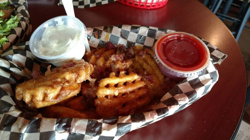 Big E Ales | restaurant | 5030 208th St SW A, Lynnwood, WA 98036, USA | 4256727051 OR +1 425-672-7051