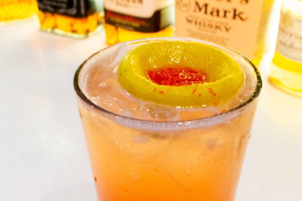 Buffalo Wings & Rings | restaurant | 989 E Ash St, Piqua, OH 45356, USA | 9377739464 OR +1 937-773-9464