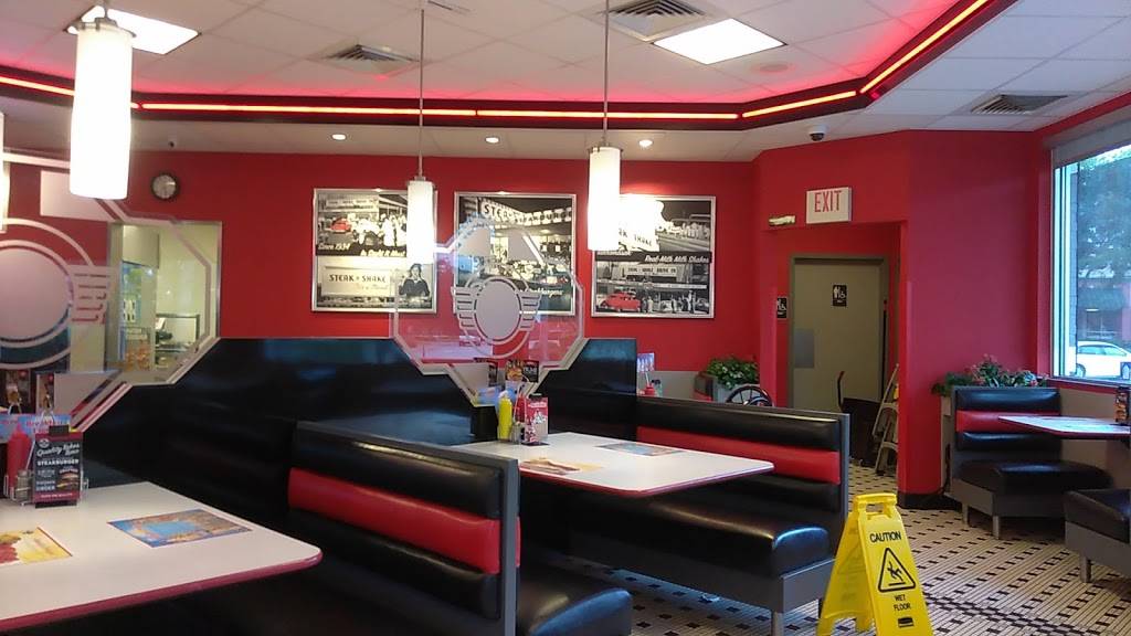 Steak n Shake | restaurant | 2567 E, FL-60, Valrico, FL 33594, USA | 8136573558 OR +1 813-657-3558