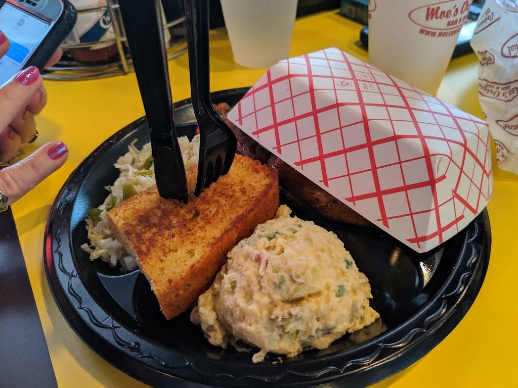 Moes Original BBQ - Vestavia Hills | restaurant | 2520 Rocky Ridge Rd, Vestavia Hills, AL 35243, USA | 2058222773 OR +1 205-822-2773