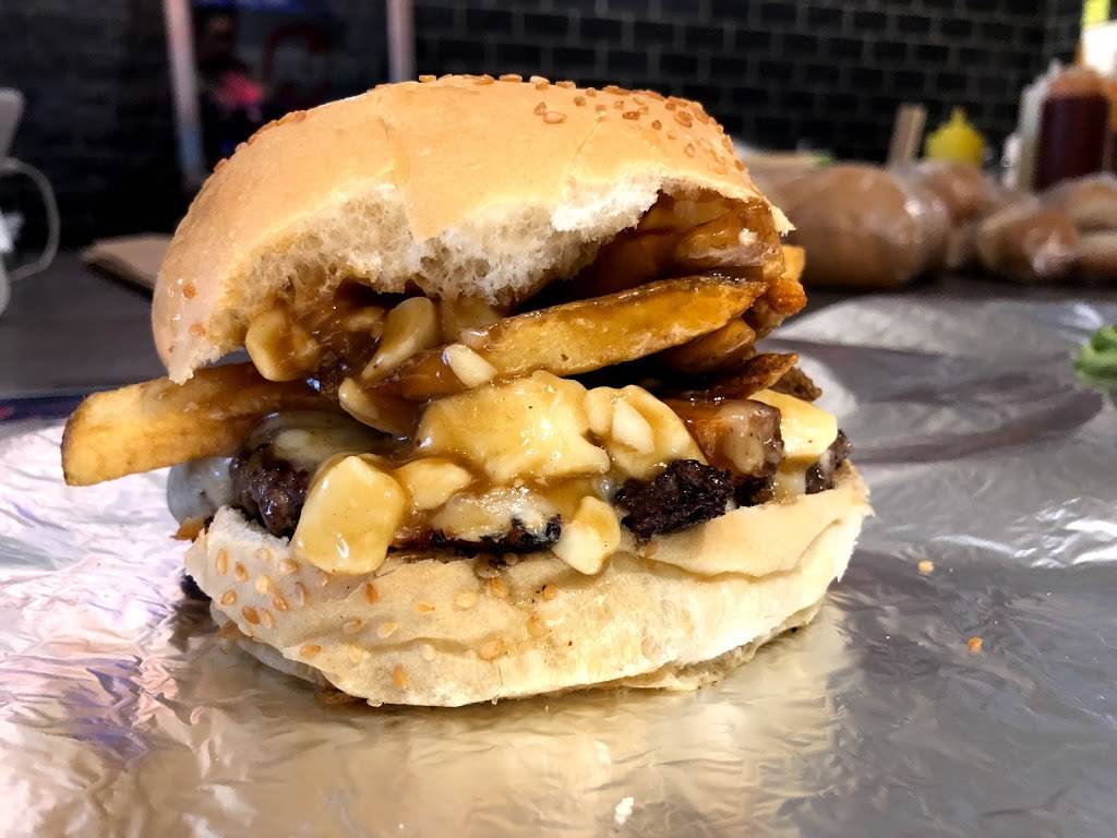 Burger Legend | restaurant | 236 Queen St S, Mississauga, ON L5M 1L5, Canada | 9059971822 OR +1 905-997-1822