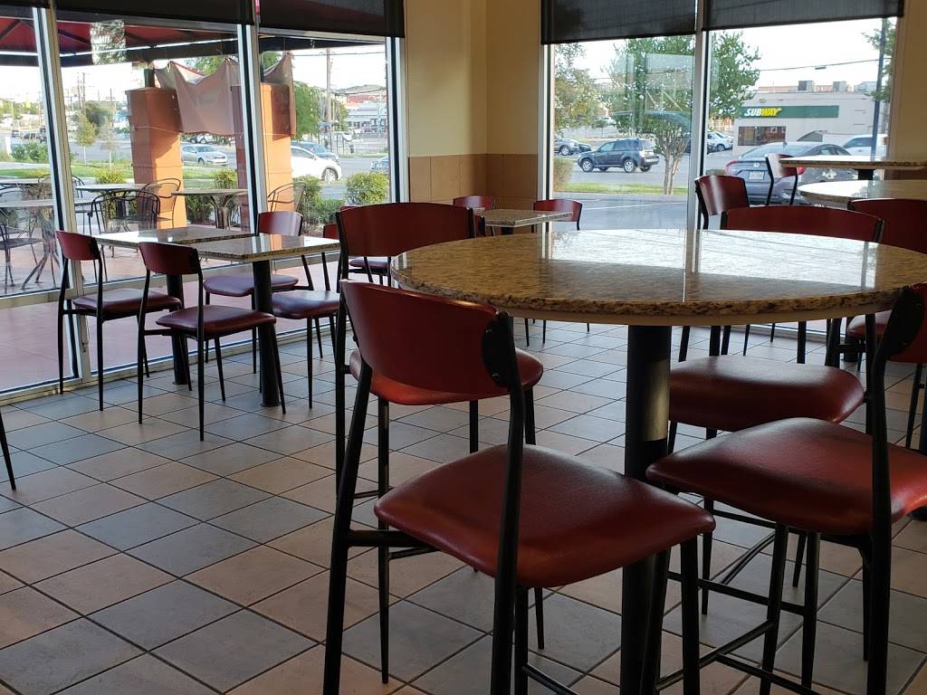 Panda Express | meal takeaway | 6355 Rittiman Rd, San Antonio, TX 78244, USA | 2106628348 OR +1 210-662-8348