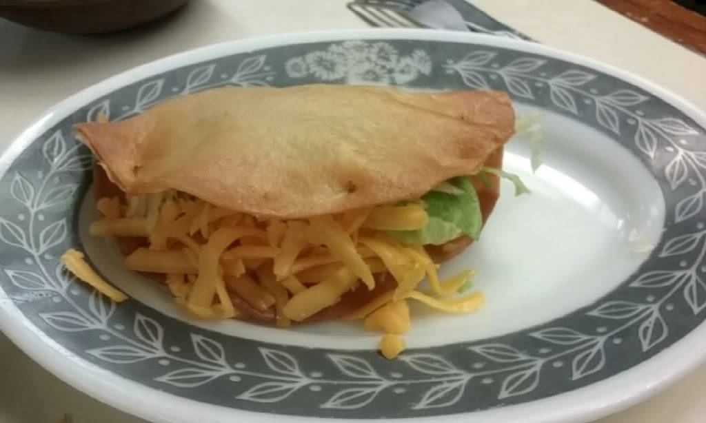 Le Desmas Restaurant | restaurant | 3351 N Broadway, Wichita, KS 67219, USA | 3168382711 OR +1 316-838-2711