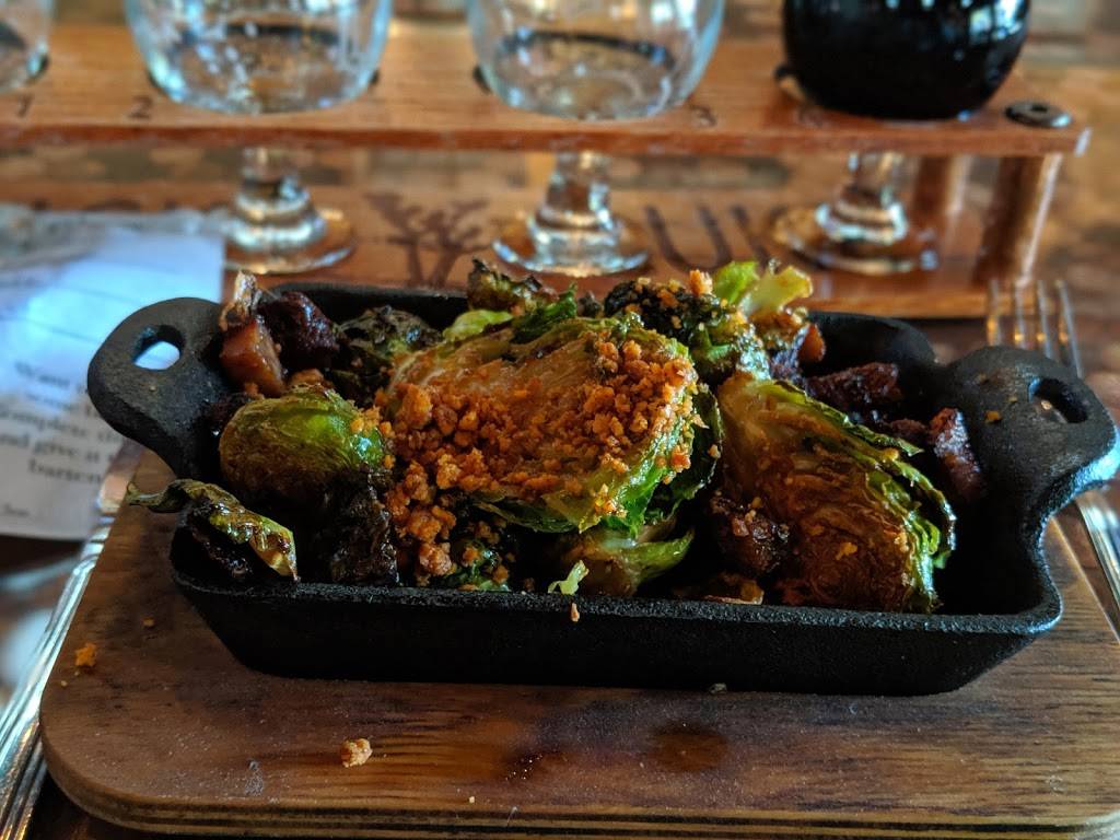 Lucky Luke Brewpub | restaurant | 735 W Lancaster Blvd, Lancaster, CA 93534, USA | 6615223775 OR +1 661-522-3775