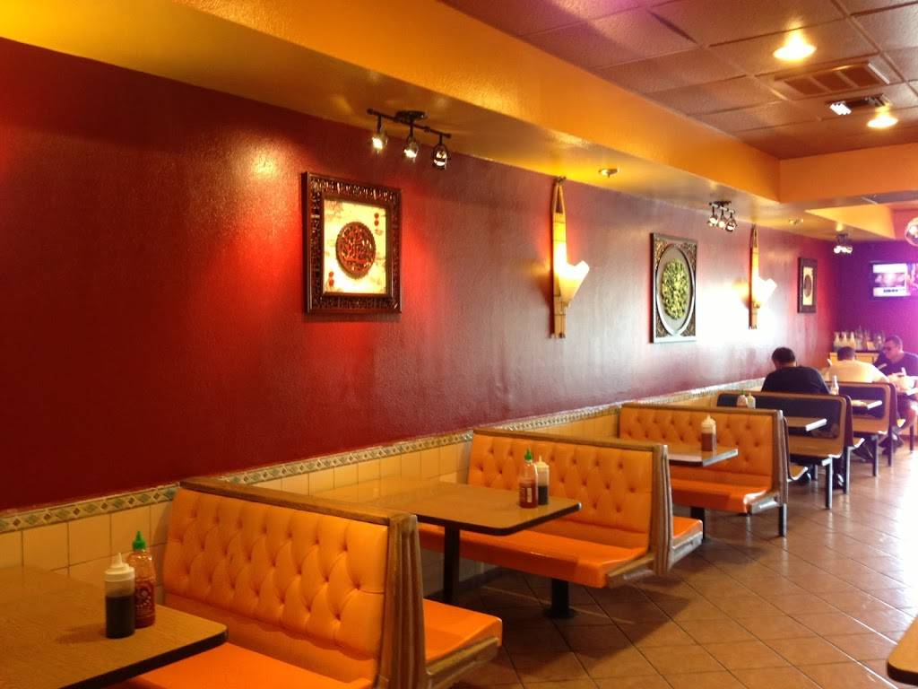 China Express | restaurant | 18478 Valley Blvd, Bloomington, CA 92316, USA | 9098772683 OR +1 909-877-2683