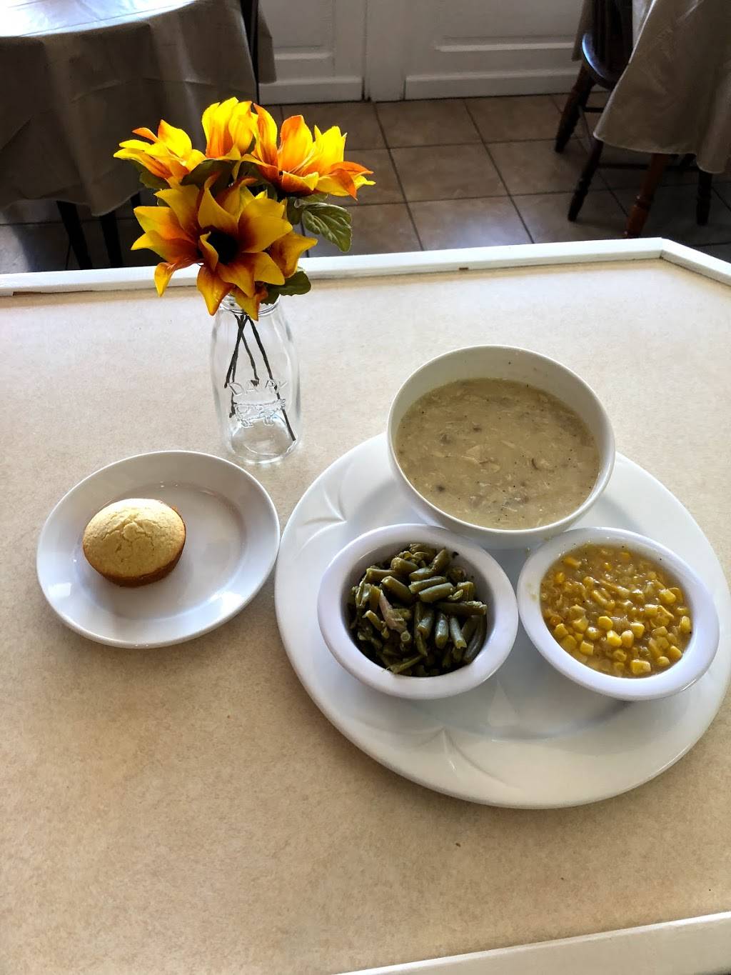 The Southern Eatery | restaurant | W Maple St, Morrison, TN 37357, USA | 9313181070 OR +1 931-318-1070