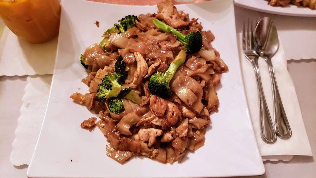 Ploy II Thai Cuisine | restaurant | 1770 Haight St, San Francisco, CA 94117, USA | 4153879224 OR +1 415-387-9224